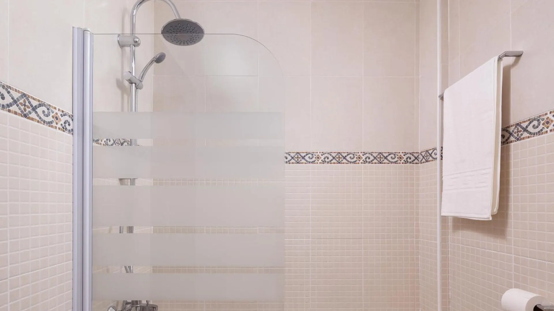 Duplex Trebol Apartment Rincon de la Victoria Spain